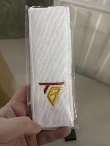 TONY BANDZ TOWEL (WHITE)